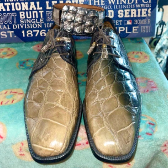 Mauri 2tone Alligator Shoes SZ11 and Mauri Alligator Belt SZ 42inches